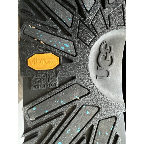 UGG Isley Black Leather Vibram Pom Pom Waterproof Boot Women's Size US9.5/EU40.5 - Picture 8 of 10